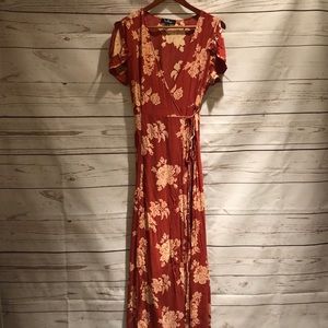 Lulus wrap maxi- size medium
